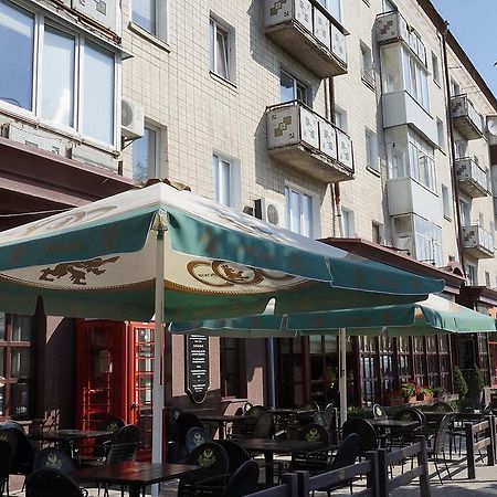 Apartment On Kniaziv Koriatovychiv カームヤネツィ・ポジーリシクィイ エクステリア 写真
